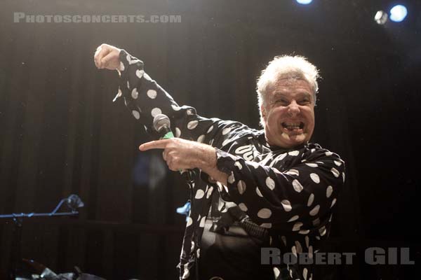 JELLO BIAFRA AND THE GUANTANAMO SCHOOL OF MEDECINE - 2014-04-23 - PARIS - CentQuatre - Salle 400 - 